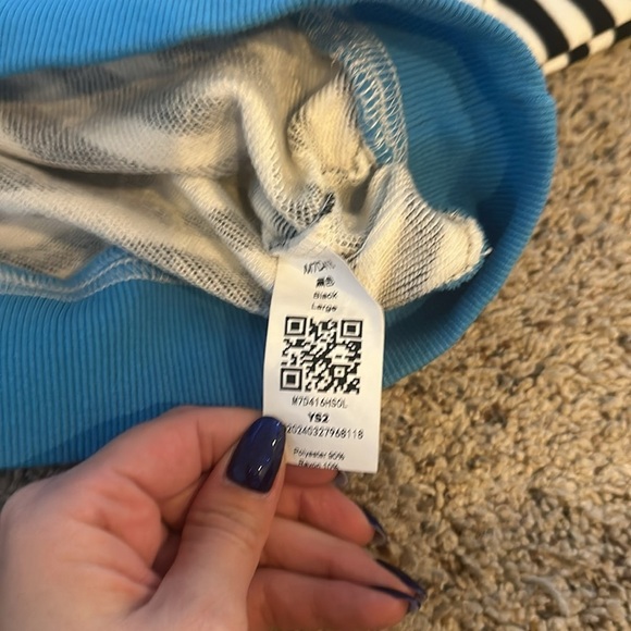 Striped sweatshirt - Picture 3 of 4